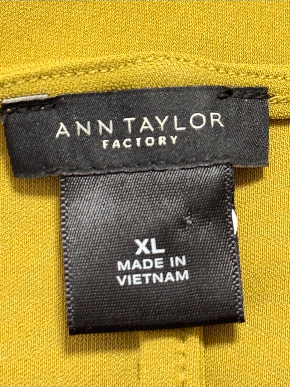 Ann Taylor Chartreuse Green Classic Top Size XL - Picture 3 of 4
